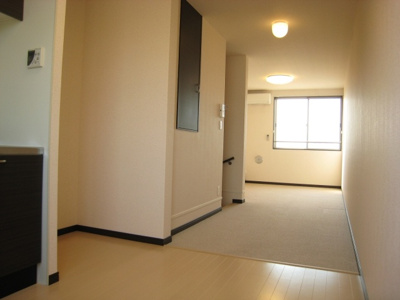 【居間・リビング】 | ル　リヤン | ２Ｆのリビングダイニングです。照明・エアコン付き！