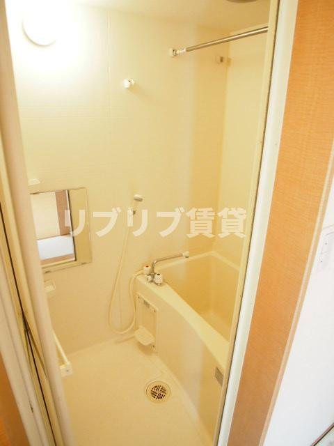 アネックスガーデン本千葉の浴室