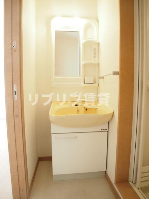 アネックスガーデン本千葉の独立洗面台
