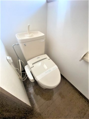 パレス厨川のトイレ