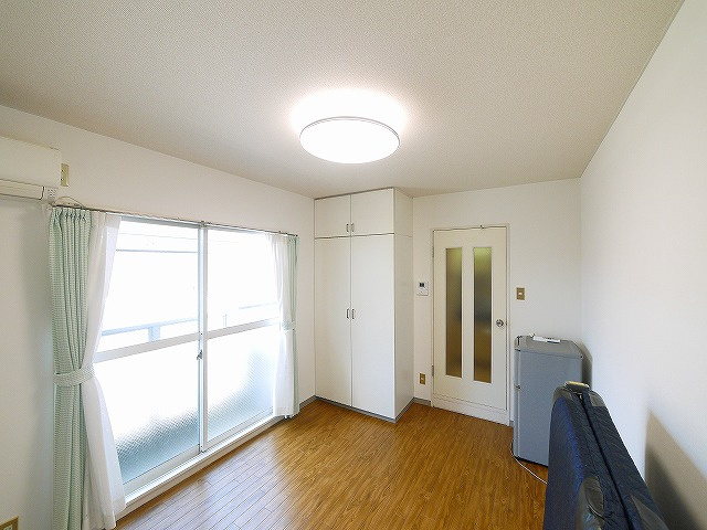 ディアコート奈良（南半田西町）の洋室