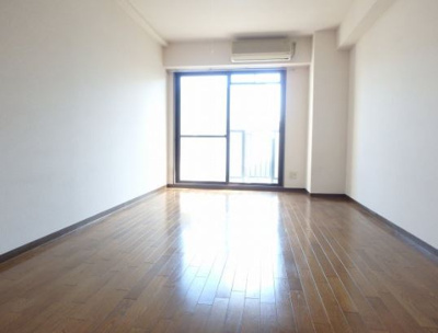 【居間・リビング】 | ステムヴィラ