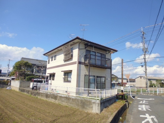 倉敷市大島のアパートの外観