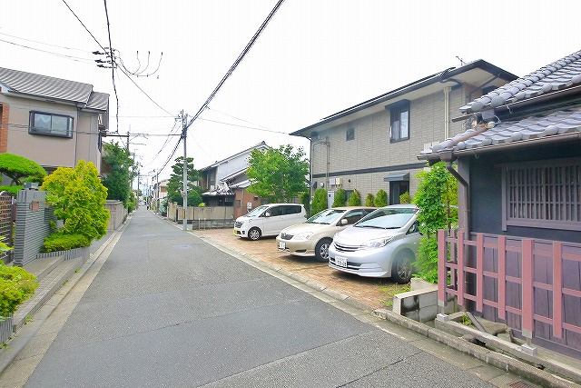 セジュールMAX高畑の駐車場|駐車場です