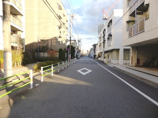 【前面道路含む現地写真】 | 大田区新蒲田3丁目新築一戸建て4680万円前面道路1