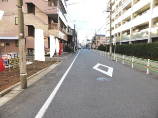 【前面道路含む現地写真】 | 大田区新蒲田3丁目新築一戸建て4680万円前面道路2