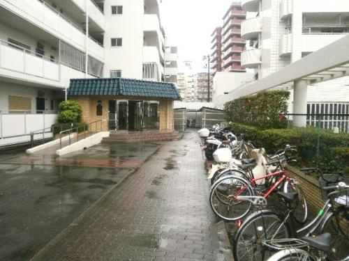 ロワールマンション西公園Ⅰのその他共用部分|ロワールマンション西公園Ⅰ（3LDK）　駐輪場