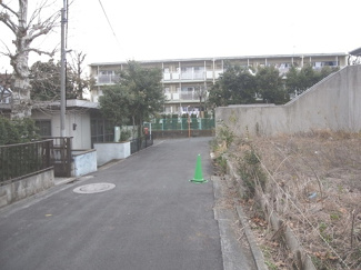 【前面道路含む現地写真】 | 目黒区上目黒4丁目売地6980万円前面道路
