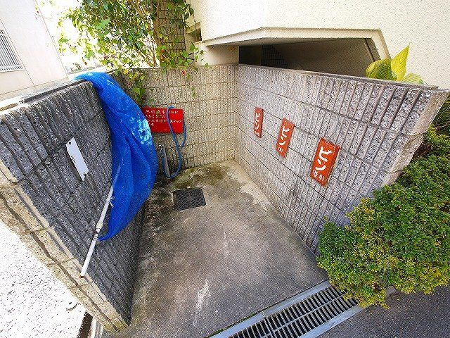 リバー佐保のその他共用部分|ごみ置き場です