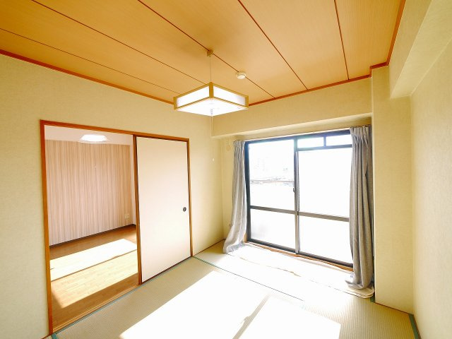 リバー佐保の和室|落ち着いた雰囲気の和室付きです
