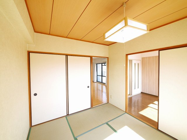 リバー佐保の和室|来客時にも便利な和室付き
