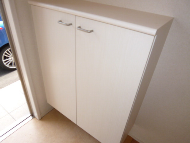 Ｂｏｎｈｏｕｒ　Ｈの収納|シューズボックス