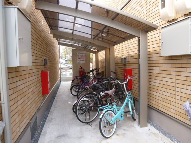Ｂｏｎｈｅｕｒ　Ｈのその他共用部分|自転車置き場