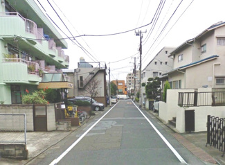 【前面道路含む現地写真】 | 目黒区原町2丁目売地5750万円前面道路2