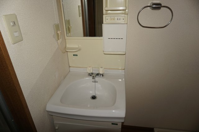 【洗面所】 | マンションミレニアム | 『マンションミレニアム』
