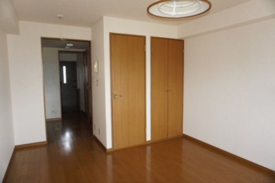 【寝室】 | マンションミレニアム | 『マンションミレニアム』