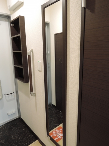 【玄関】 | レオネクストハピネス | ☆姿見☆