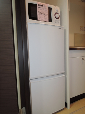 【内装】 | レオネクストハピネス | ☆冷蔵庫＆電子レンジ付☆