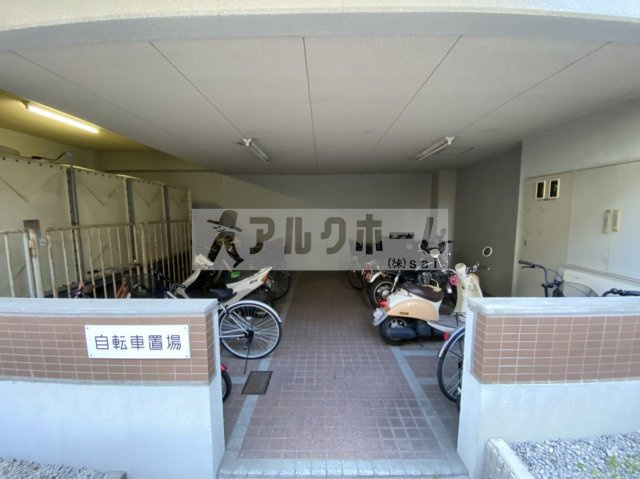 ロイヤルパレス法善寺のその他共用部分