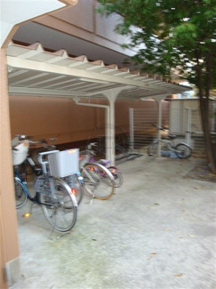 【駐車場】