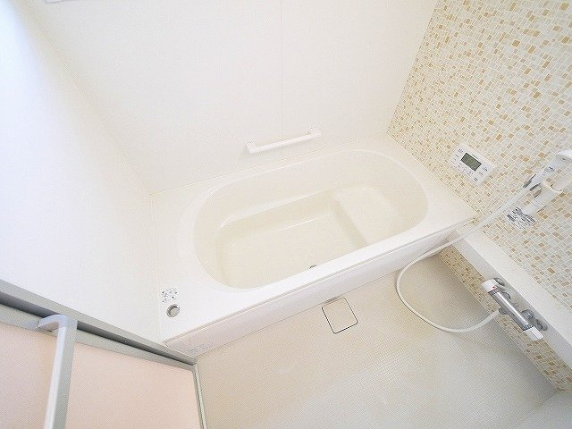 ヴォラーレの浴室|コンパクトで使いやすいお風呂です