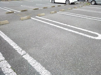 【駐車場】 | モーニング　グローリーＣ