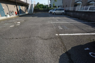 【駐車場】