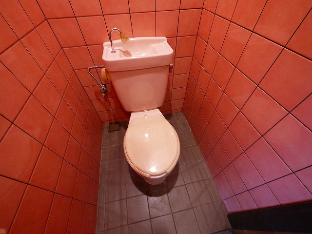 アートハウスならのトイレ|清潔感のあるトイレです