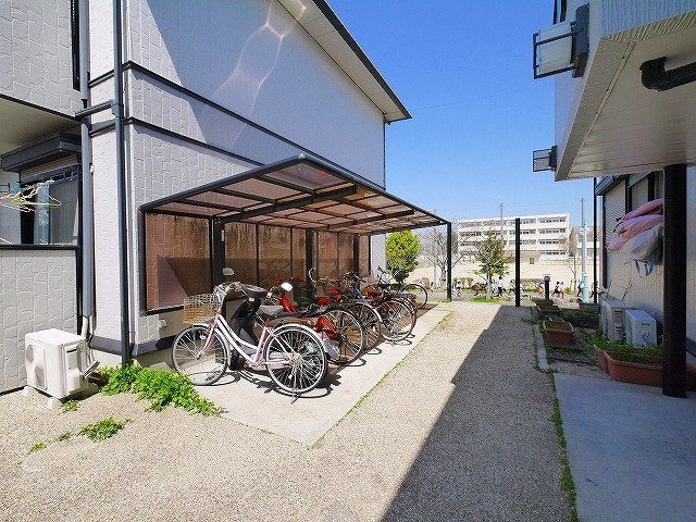 セラビ梅美台Aのその他共用部分|駐輪場