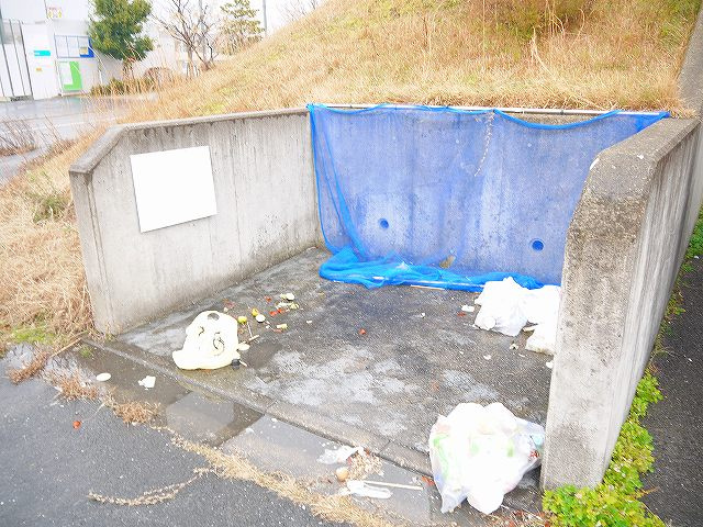 セラビ梅美台Aのその他共用部分|ゴミ置場