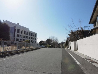 【前面道路含む現地写真】 | 世田谷区等々力1丁目売地9115万円前面道路1