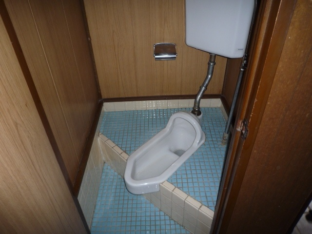 メゾン１３番のトイレ