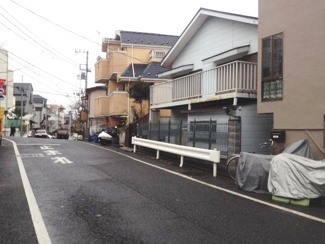 【前面道路含む現地写真】 | 大田区上池台5丁目売地3150万円前面道路2
