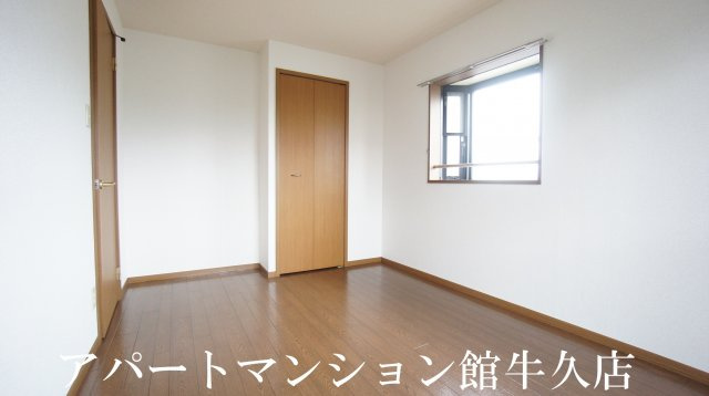 ヴィザージュの洋室