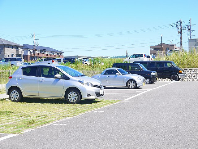 マーヴェラスビューの駐車場