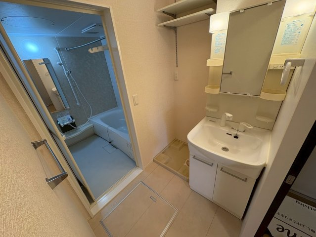 オークスの洗面所