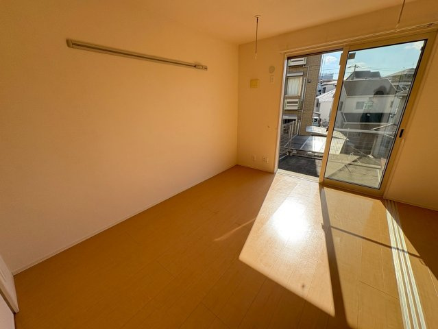 オークスの洋室