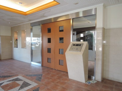 【エントランス】 | メルヴェイユー山本