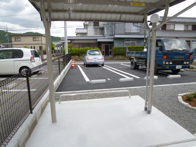 総社市清音上中島のアパートのその他共用部分|自転車置き場