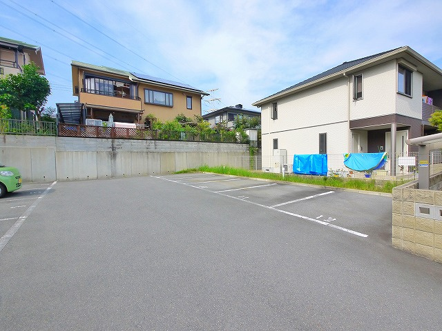 アズールＡ・Ｂの駐車場