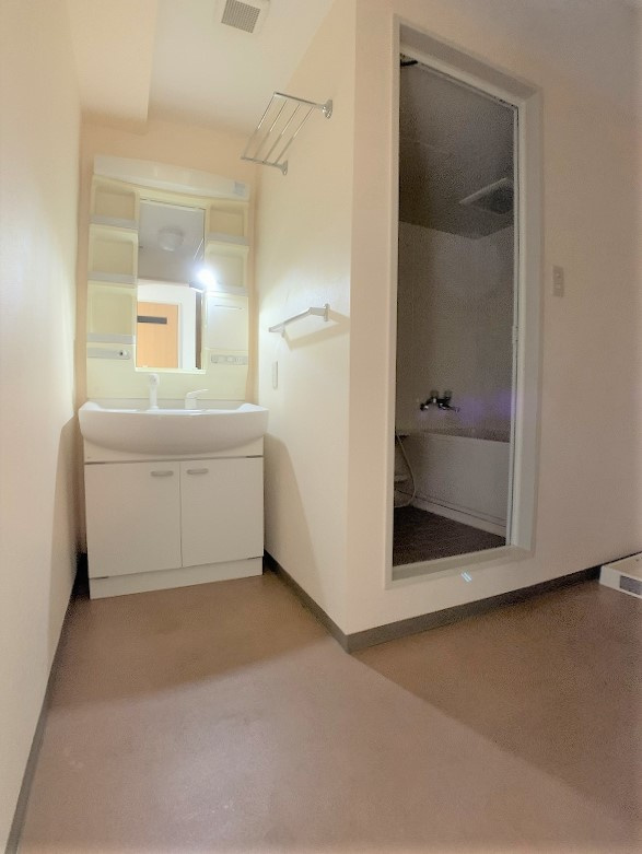 Ｋプラッツの独立洗面台