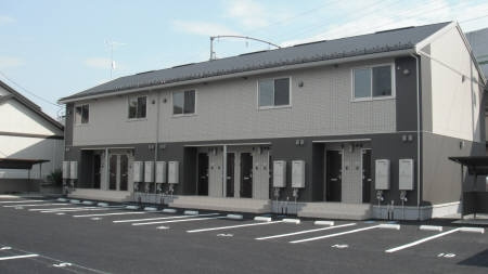 クレディの外観