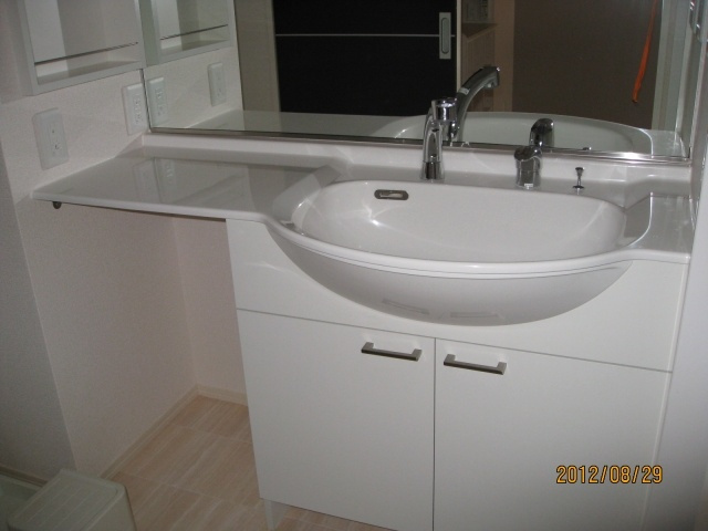 クレディの独立洗面台