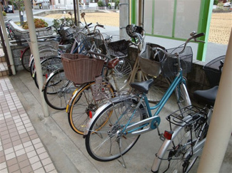 【駐車場】
