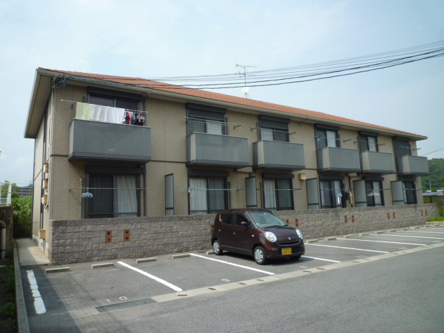 倉敷市新田のアパートの外観