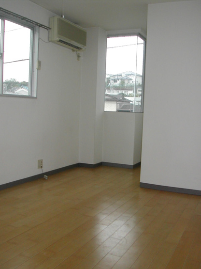  | 富雄サンパレス