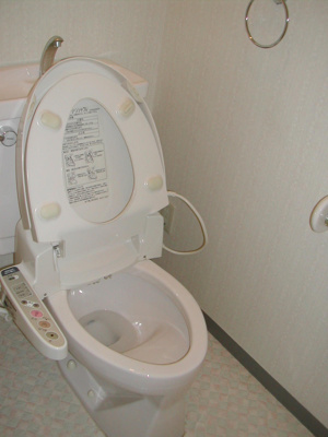  | 富雄サンパレス