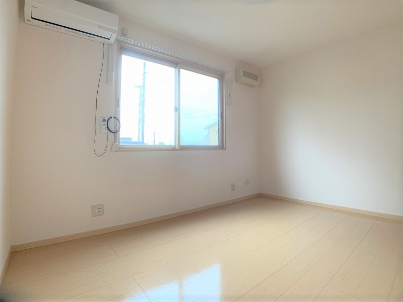 ソリアードUの居間・リビング