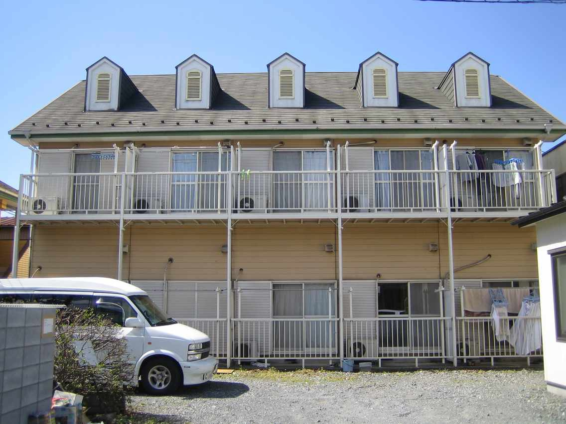 ウイング白金C棟の外観