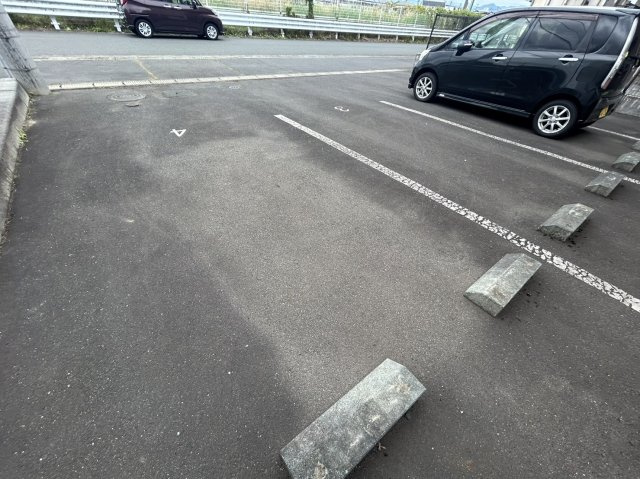 ＡＭＩＴＹの駐車場